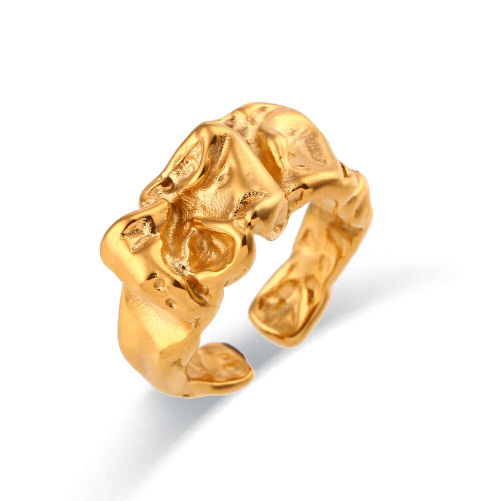 Daiyana Ring: Adjustable gold geometric ring with an irregular tin foil design in stainless steel.